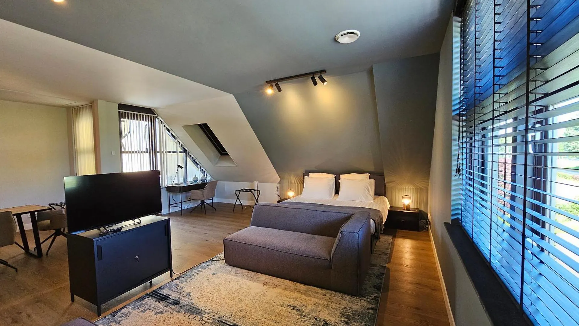 Апартаменты Guest Room Утрехт Нидерланды