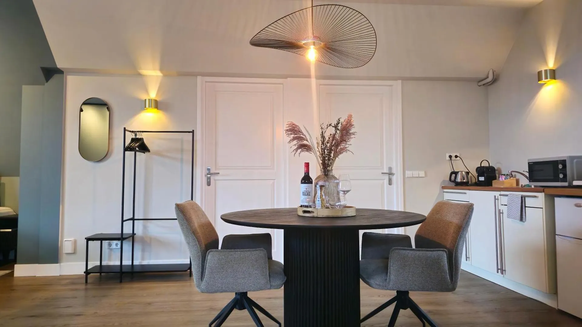 Апартаменты Guest Room Утрехт