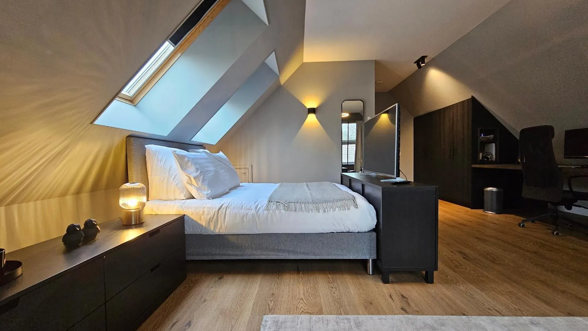 Апартаменты Guest Room Утрехт